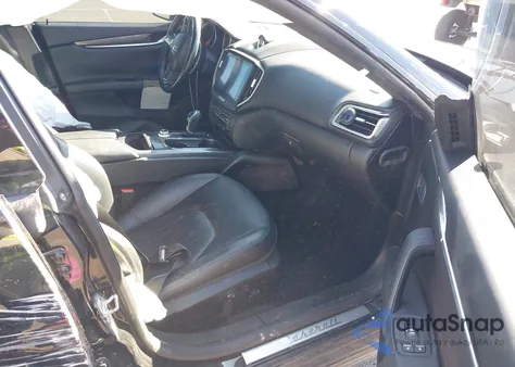 2018 Maserati Ghibli z USA, uszkodzony, nr VIN ZAM57XSA9J1286664